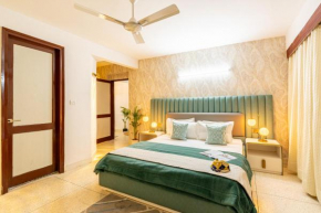 Homlee-Excellency 4BHK Apt in South Delhi